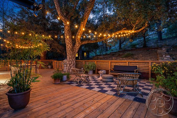 IMAGE LOC - modern-farmhouse-7 - Topanga 20