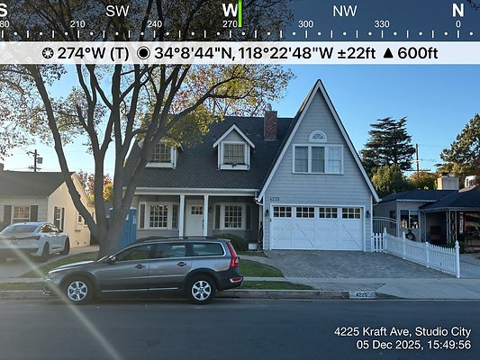 4225 Kraft Ave - Studio City 05 - tilt_angle_deg=5.9 / roll_angle_deg=-0.7