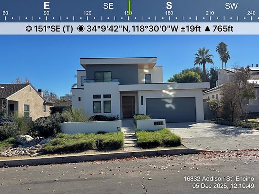 16832 Addison St - Encino 05 - tilt_angle_deg=3.4 / roll_angle_deg=1.9