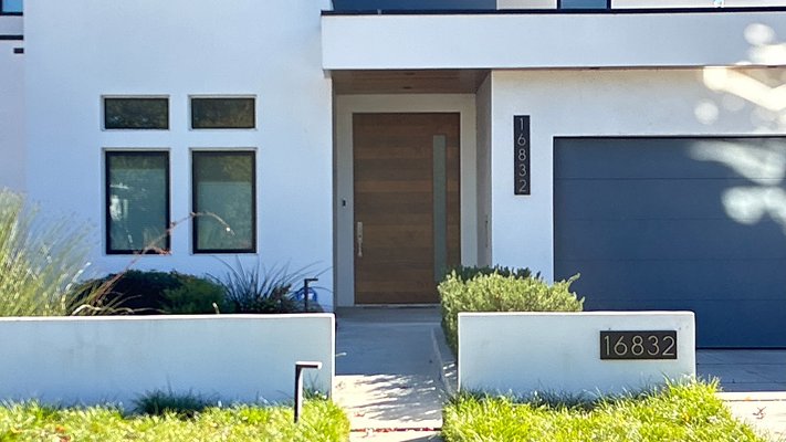 16832 Addison St - Encino 02