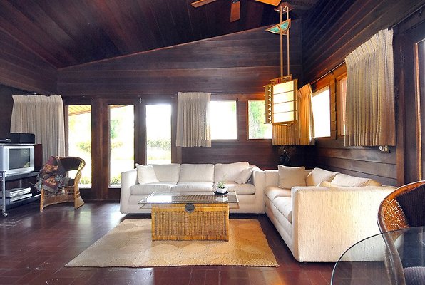 SUNSET LOC 131 - Reseda 11 SUNSET LOC 131 - Reseda 11