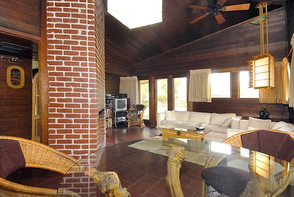 SUNSET LOC 131 - Reseda 09 SUNSET LOC 131 - Reseda 09