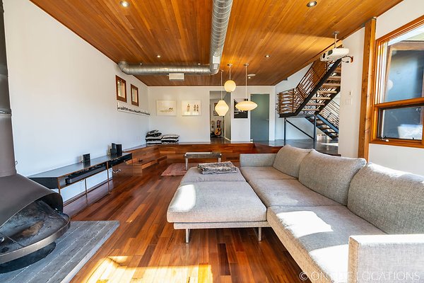 OSL 00773 - Topanga 33 OSL 00773 - Topanga 33