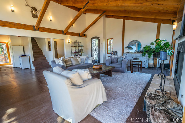 OSL 00480 - Calabasas 12 OSL 00480 - Calabasas 12