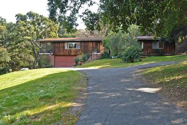 UNI A841-SANTA CLARITA UNI A841-SANTA CLARITA