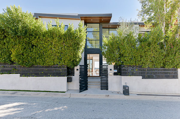 CAST Los Angeles 12962 CAST Los Angeles 12962