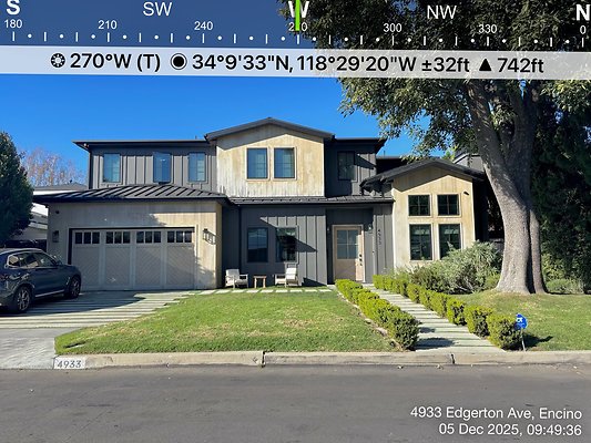 4933 Edgerton Ave - Encino 05 - tilt_angle_deg=5.4 / roll_angle_deg=1.0
