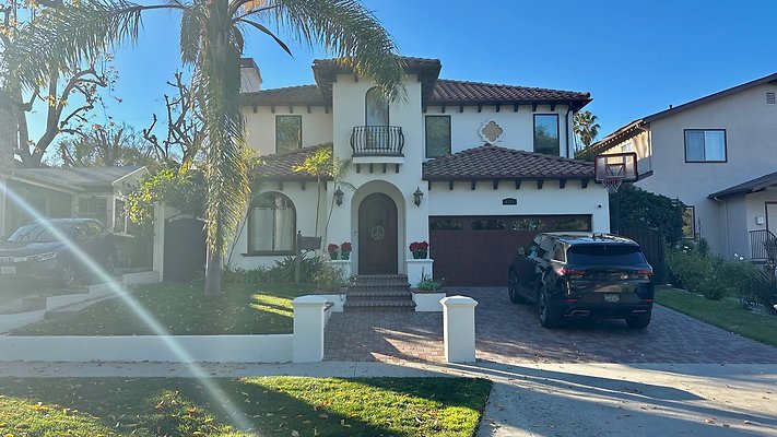 4233 Vantage Ave - Studio City CLEAR