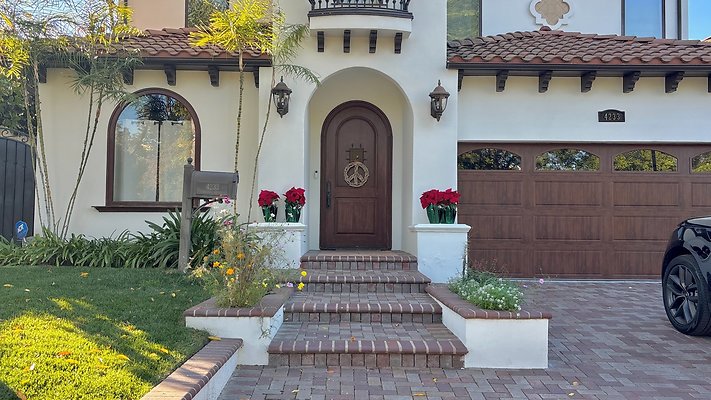 4233 Vantage Ave - Studio City 03