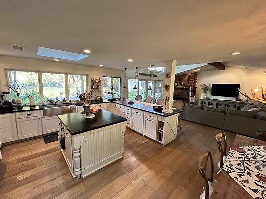 WFL-1813-Agoura 07 WFL-1813-Agoura 07