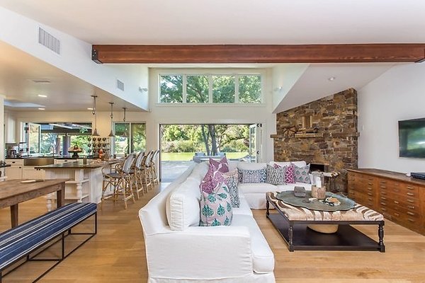 WFL-1813-Agoura 17 WFL-1813-Agoura 17