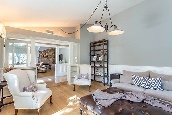 WFL-1813-Agoura 19 WFL-1813-Agoura 19