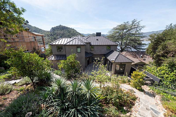 CAST ThousandOaks 11986