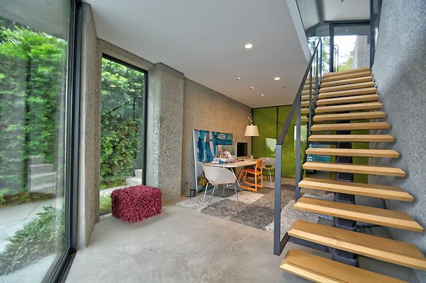 UNI D794 - West Los Angeles 30 UNI D794 - West Los Angeles 30