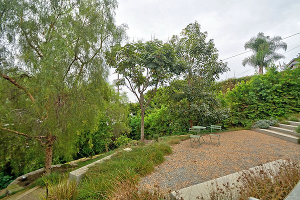 UNI D794 - West Los Angeles 37 UNI D794 - West Los Angeles 37