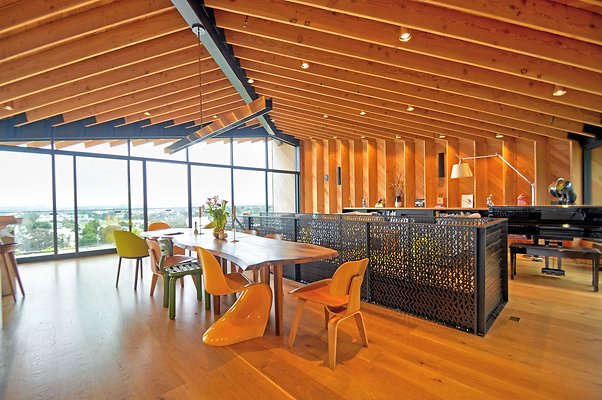 UNI D794 - West Los Angeles 22 UNI D794 - West Los Angeles 22