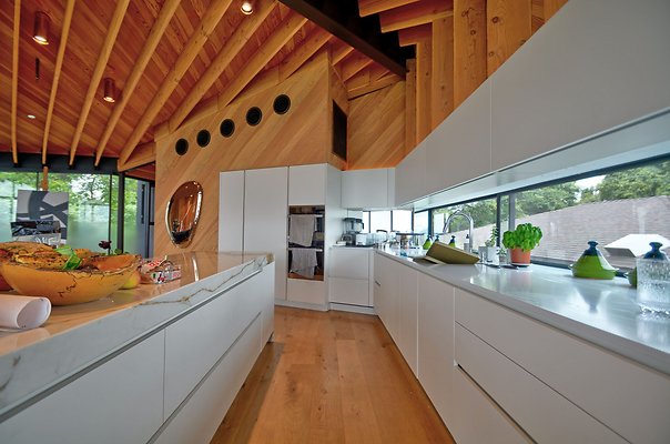 UNI D794 - West Los Angeles 18 UNI D794 - West Los Angeles 18