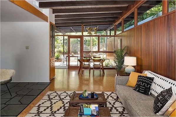 PLAN-IT 516 Post Modern - Los Angeles 05