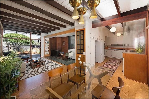 PLAN-IT 516 Post Modern - Los Angeles 10