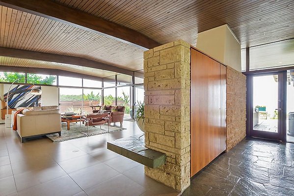 UNI A563 - Glendale 18 UNI A563 - Glendale 18