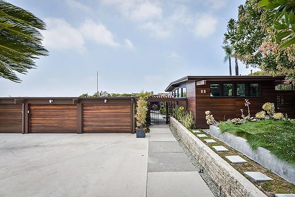 UNI A563 - Glendale 02 UNI A563 - Glendale 02