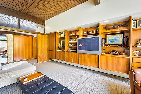 UNI A563 - Glendale 16 UNI A563 - Glendale 16