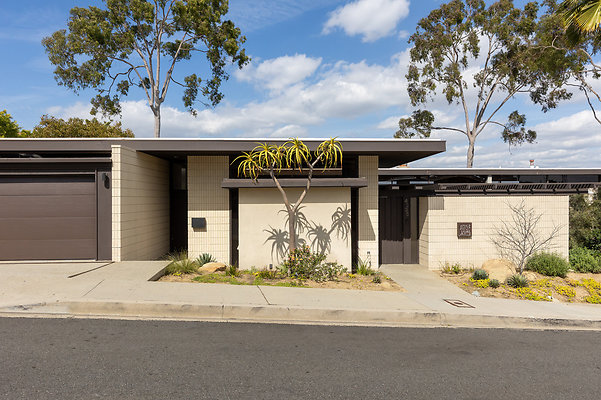 UNI D201 - Baldwin Hills 37 UNI D201 - Baldwin Hills 37