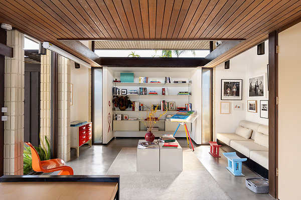 UNI D201 - Baldwin Hills 50 UNI D201 - Baldwin Hills 50