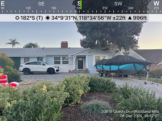 20616 Quedo Dr - Woodland Hills 06 - tilt_angle_deg=4.1 / roll_angle_deg=0.8