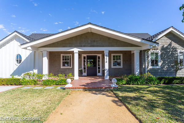 EW - AA 10039 - Van Nuys 02