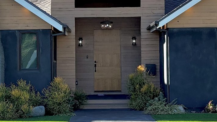 5109 Longridge Ave - Sherman Oaks 03 - tilt_angle_deg=2.3 / roll_angle_deg=1.0