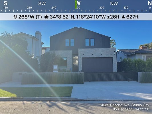 4239 Rhodes Ave - Studio City 06 - tilt_angle_deg=5.8 / roll_angle_deg=0.8